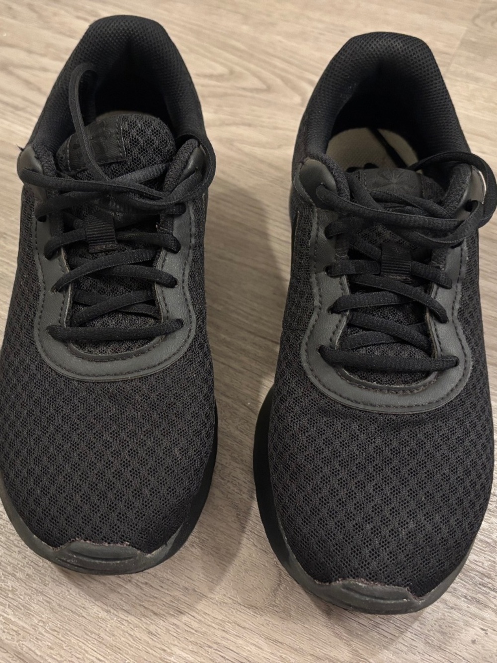 Nike Tanjun Women's shoes